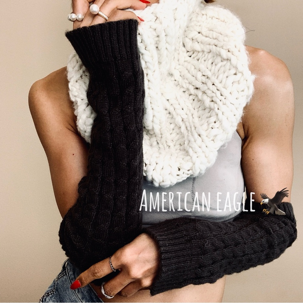 Brand New American eagle 🦅 one size scarf